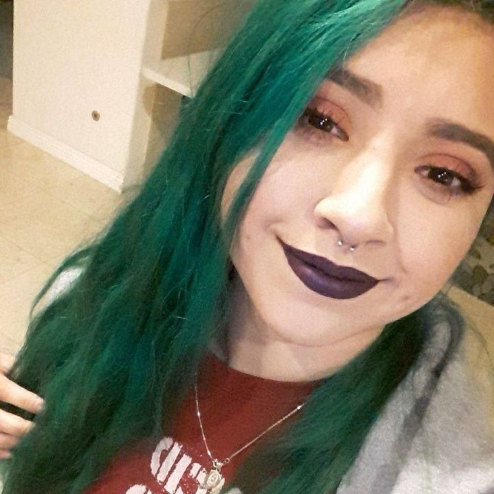 Meet your Posher, Sitlally